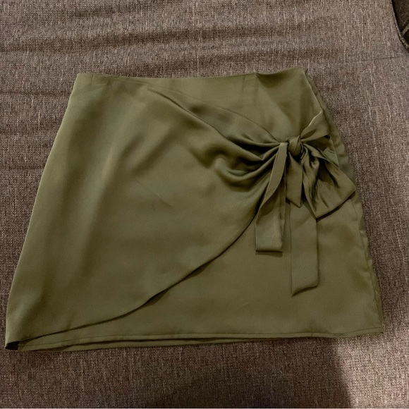 Green Satin Wrap Skirt - Picture 2 of 3